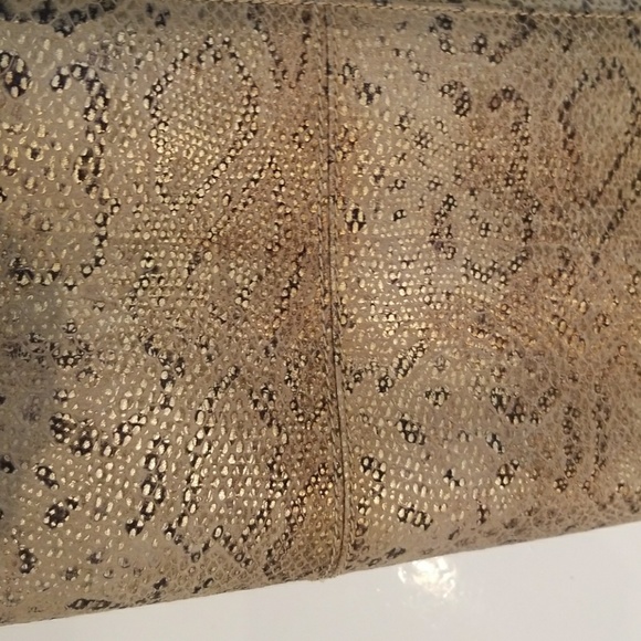 BCBG Max Azria clutch - Picture 4 of 8